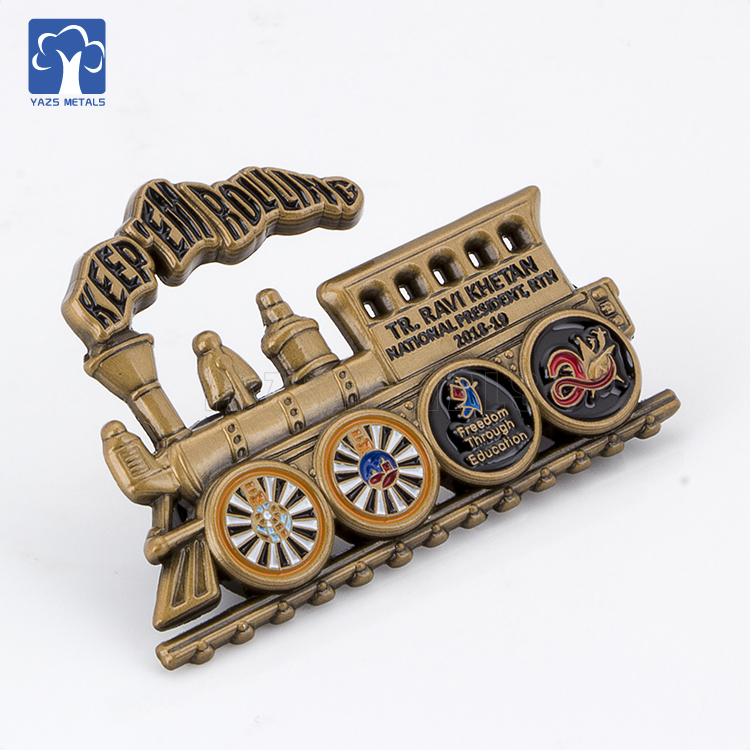 3D train tourist souvenir gift pin