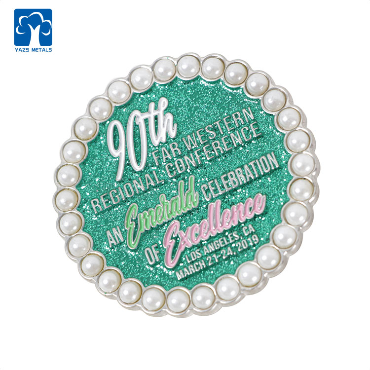 Fresh style lovely green glitter metal badge