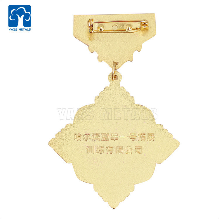 OEM ODM Golden Outdoor Training Hero Winner Medal