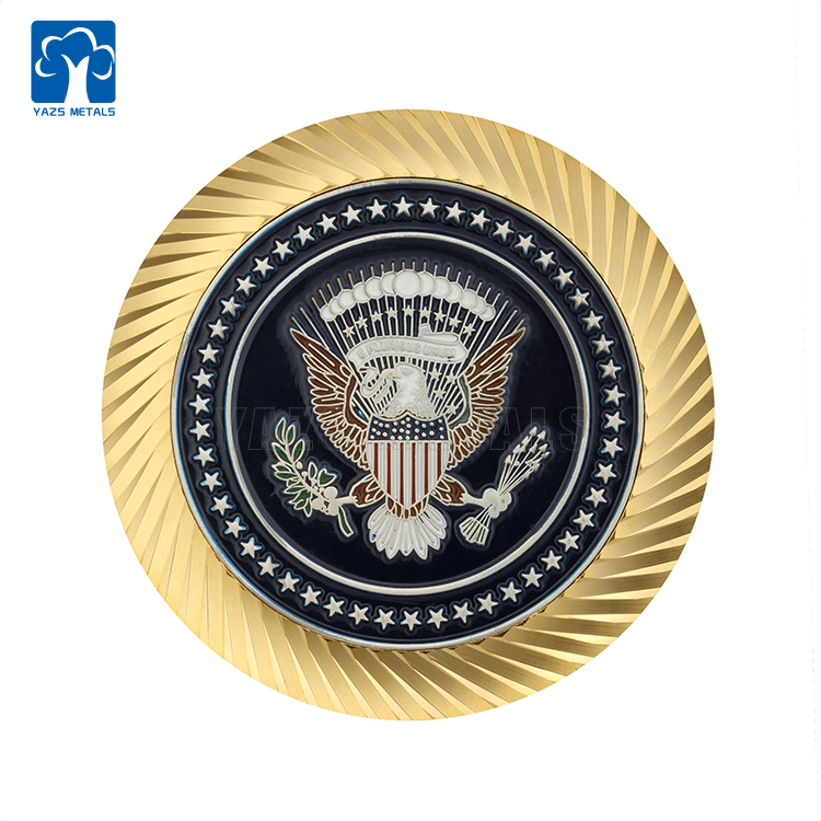 Detailed US American Golden Souvenir Coin With Diamond Cut Edge