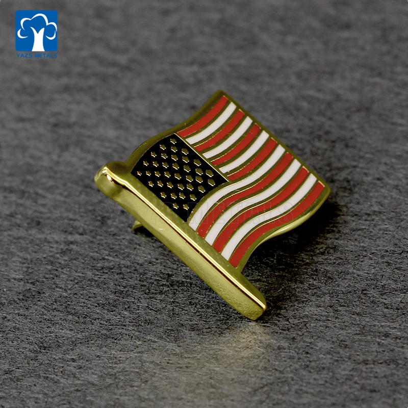 US American Flag Hard Enamel Brass Golden Pin